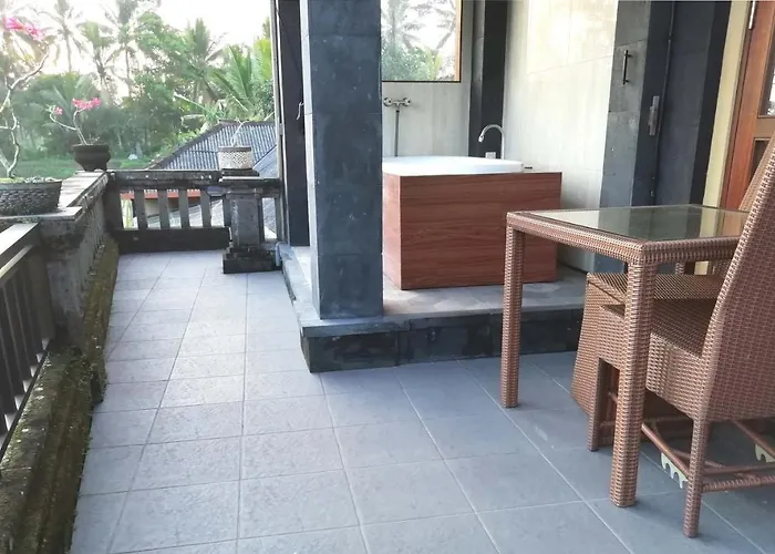 Bed & Breakfast Pondok Tropical 3 2*